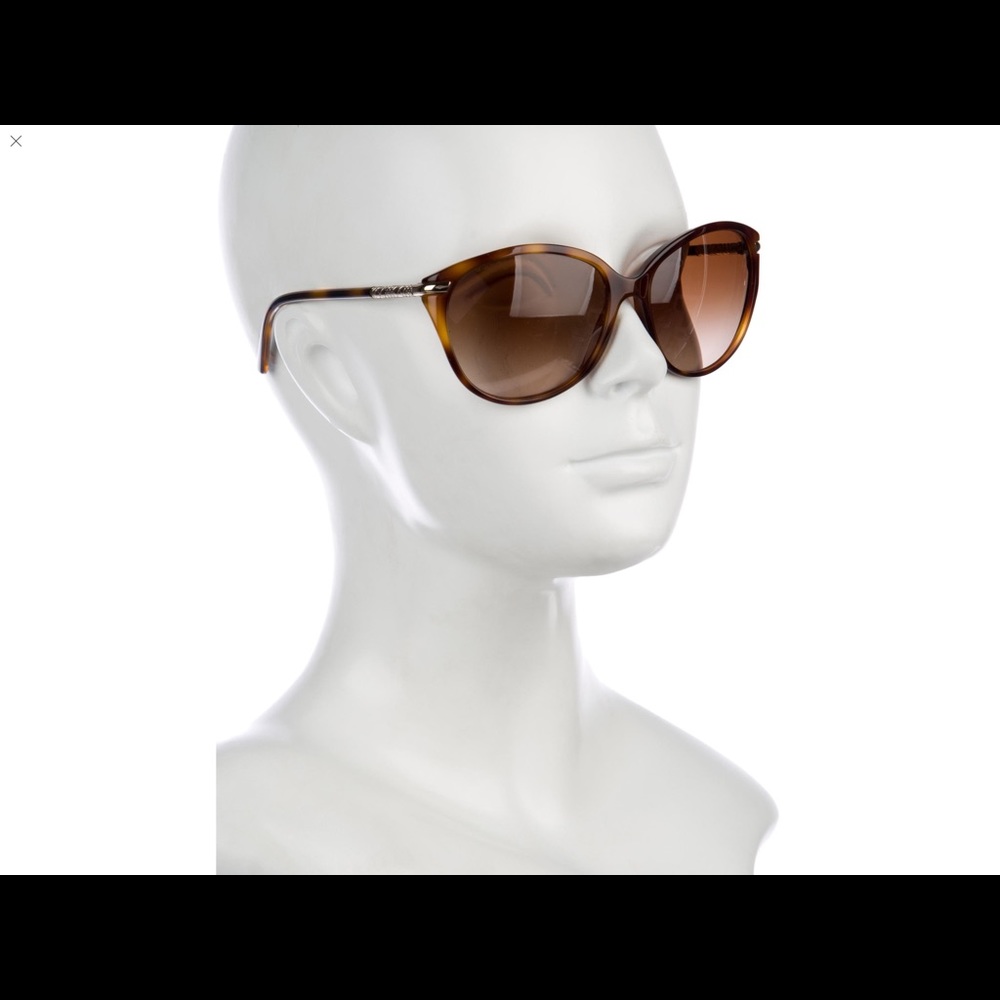 Burberry cat-eye Sunglasses